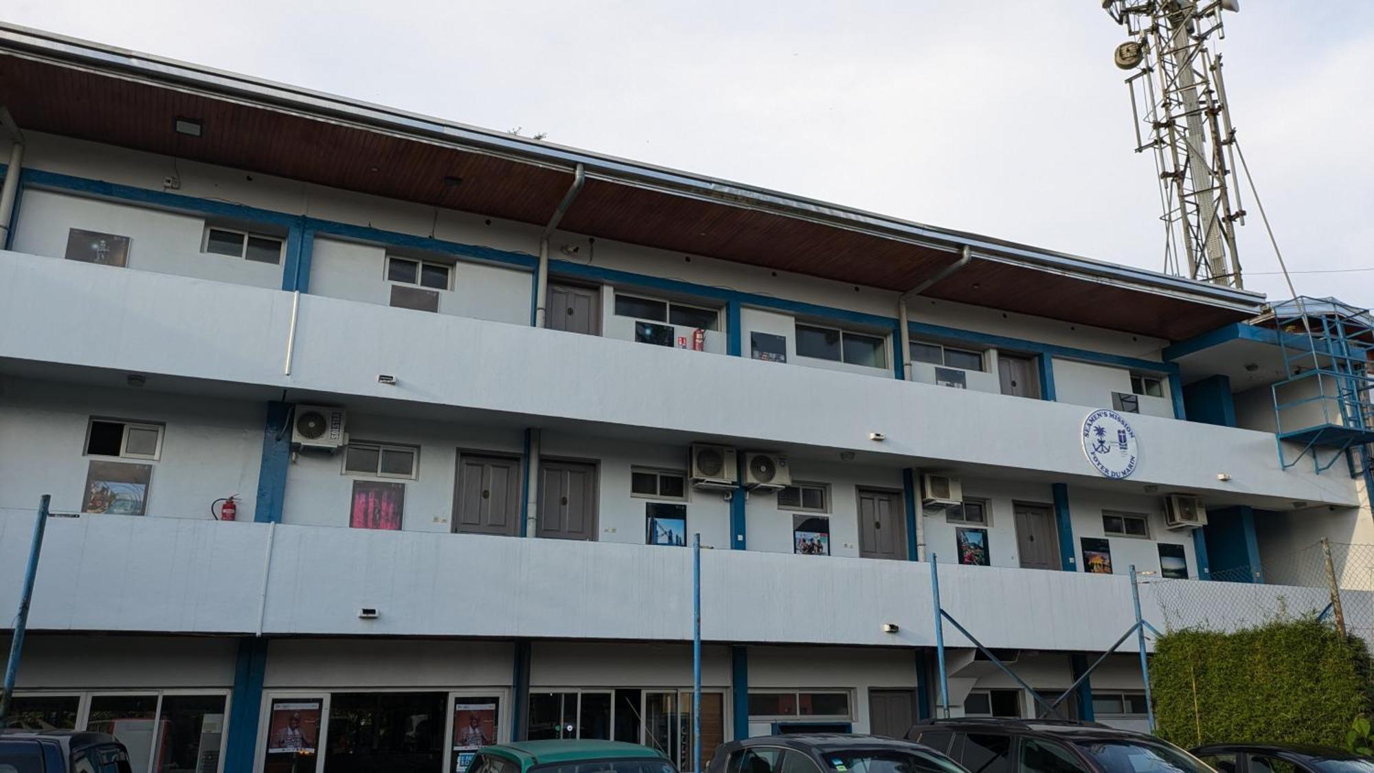 Foyer Du Marin Hotel Douala Kültér fotó