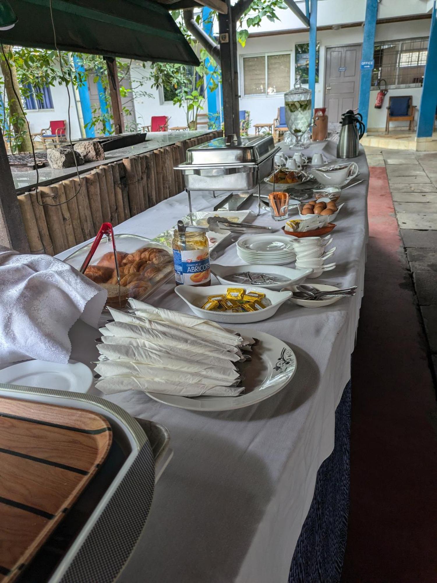 Foyer Du Marin Hotel Douala Kültér fotó