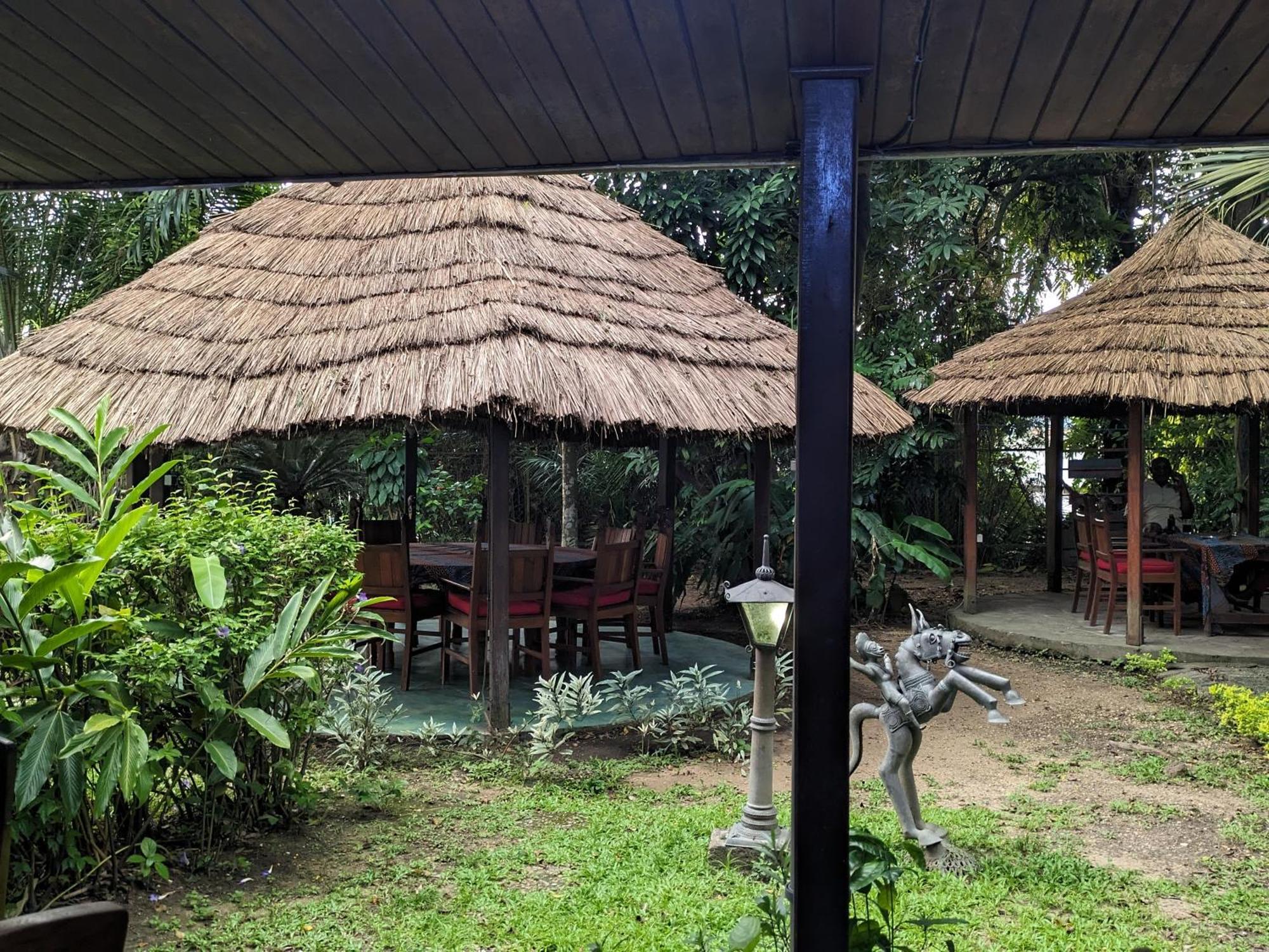 Foyer Du Marin Hotel Douala Kültér fotó